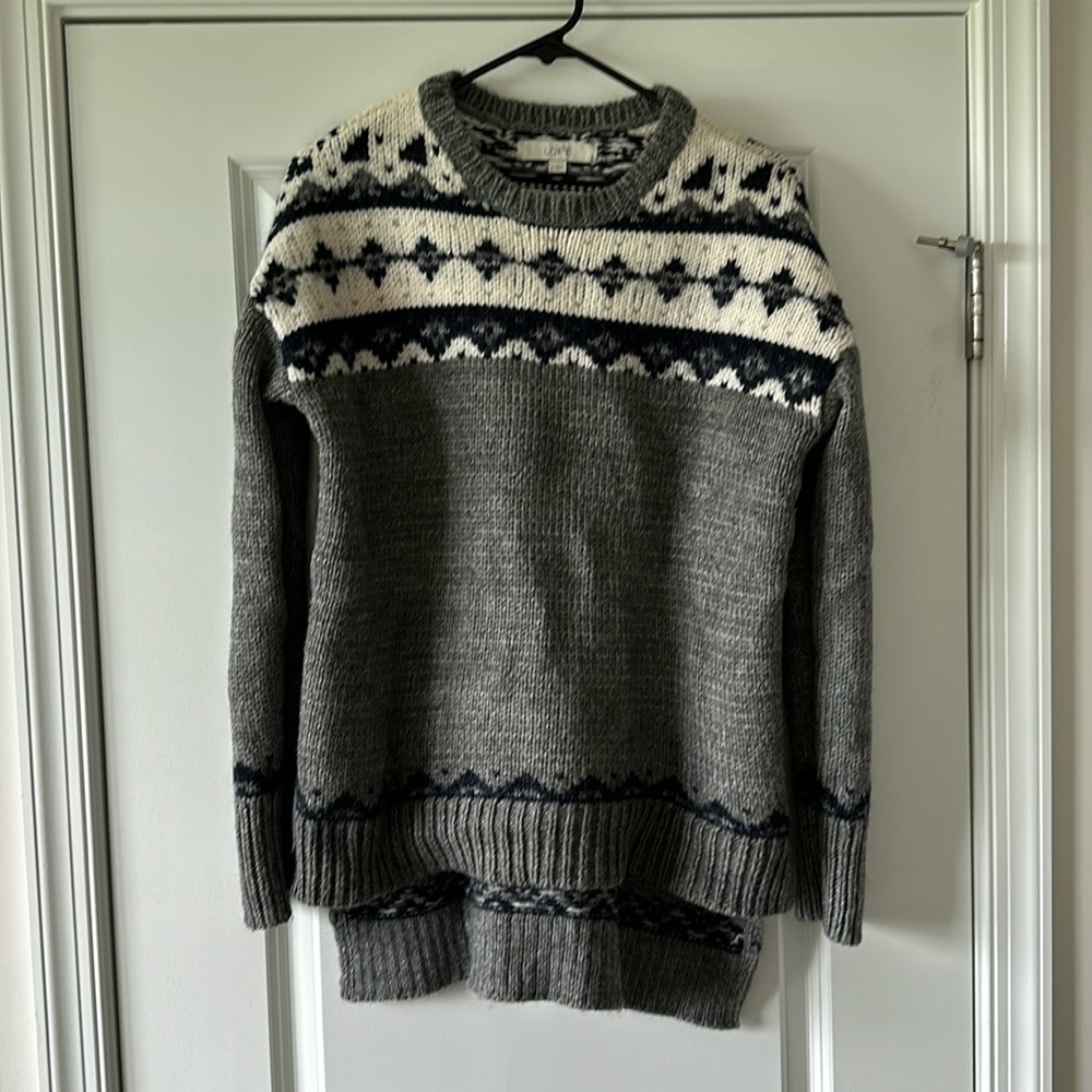 LOFT Sweater/ Size M